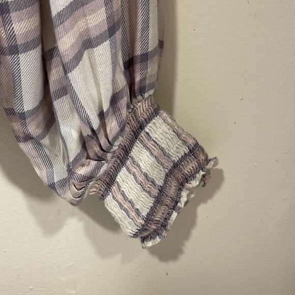 Cute Free People flannel top. Large - Picture 4 of 8